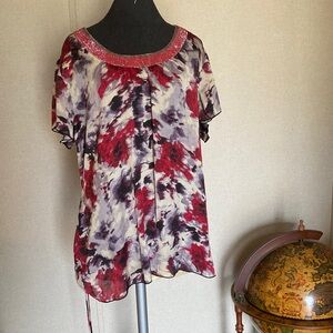 👑 Cato Red and Black Patterned Blouse